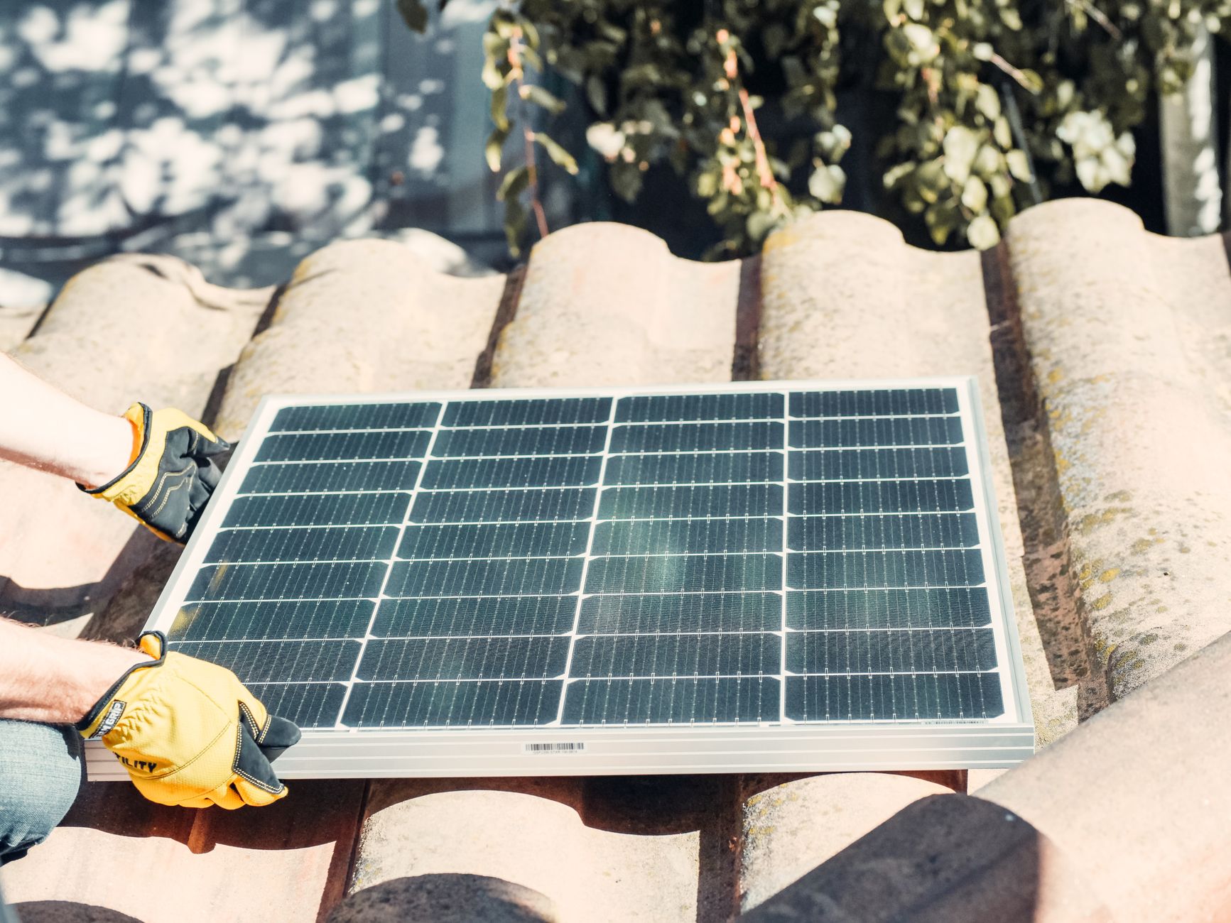Installateur panneaux solaires équipe à Ajaccio